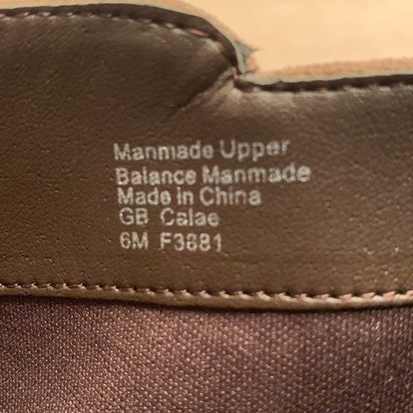 Giani Bernini Faux Suede Ankle Booties size 6M new with box, gorgeous! - Picture 8 of 10